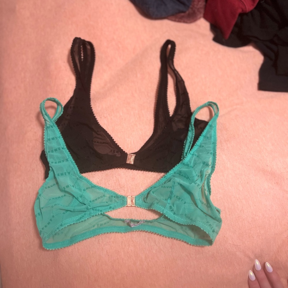BUNDLE! SAVAGE FENTY BRALETTES SMALL